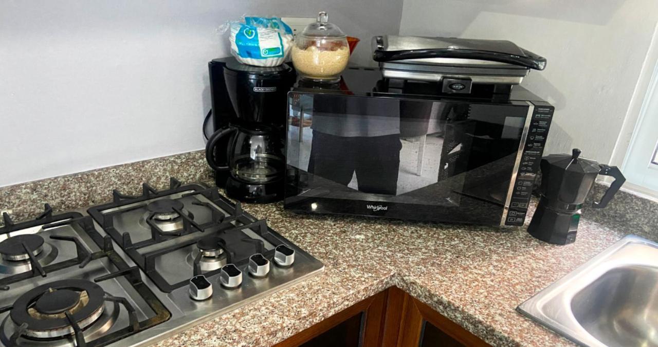 Quiet Apartment, 3 Minutes From The Beach, 24h Security, Excellent Internet * Puerto Plata