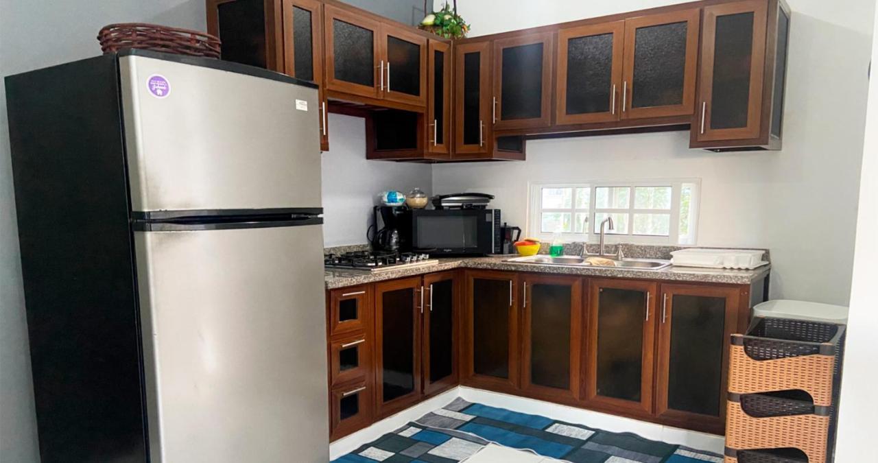 Quiet Apartment, 3 Minutes From The Beach, 24h Security, Excellent Internet * Puerto Plata