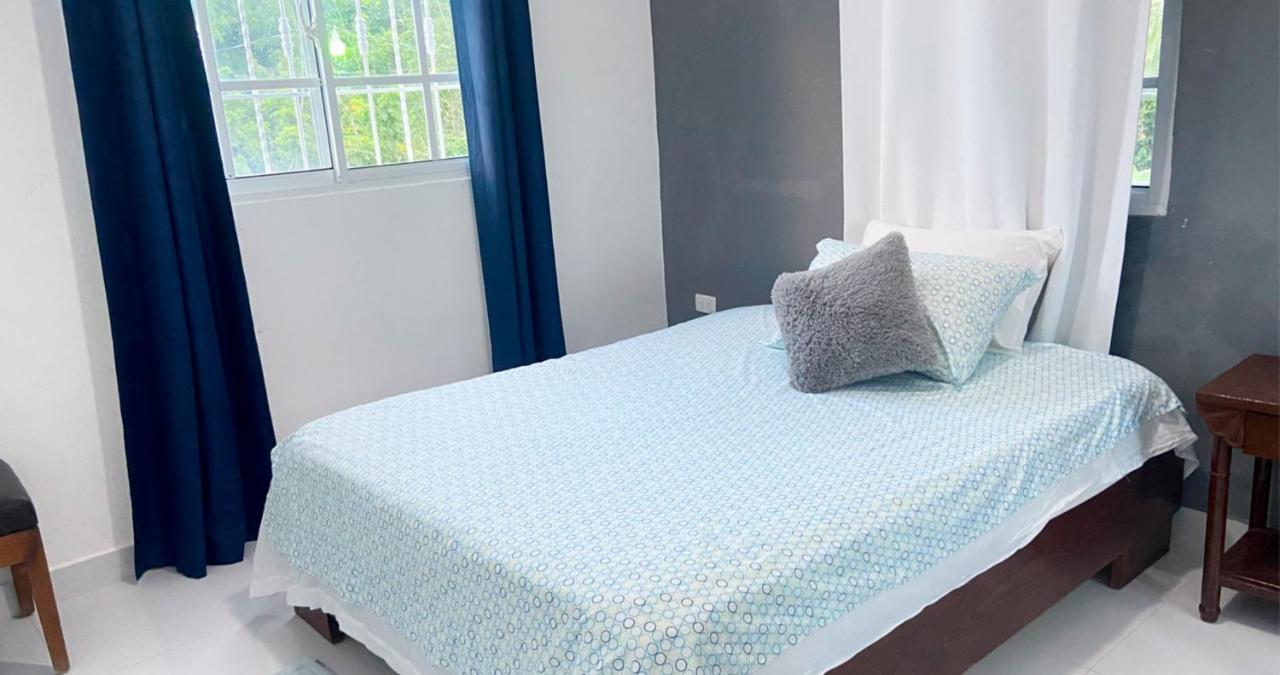 Quiet Apartment, 3 Minutes From The Beach, 24h Security, Excellent Internet *