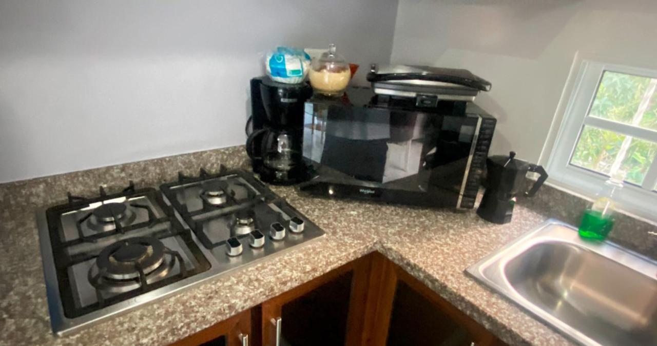 Quiet Apartment, 3 Minutes From The Beach, 24h Security, Excellent Internet * Puerto Plata