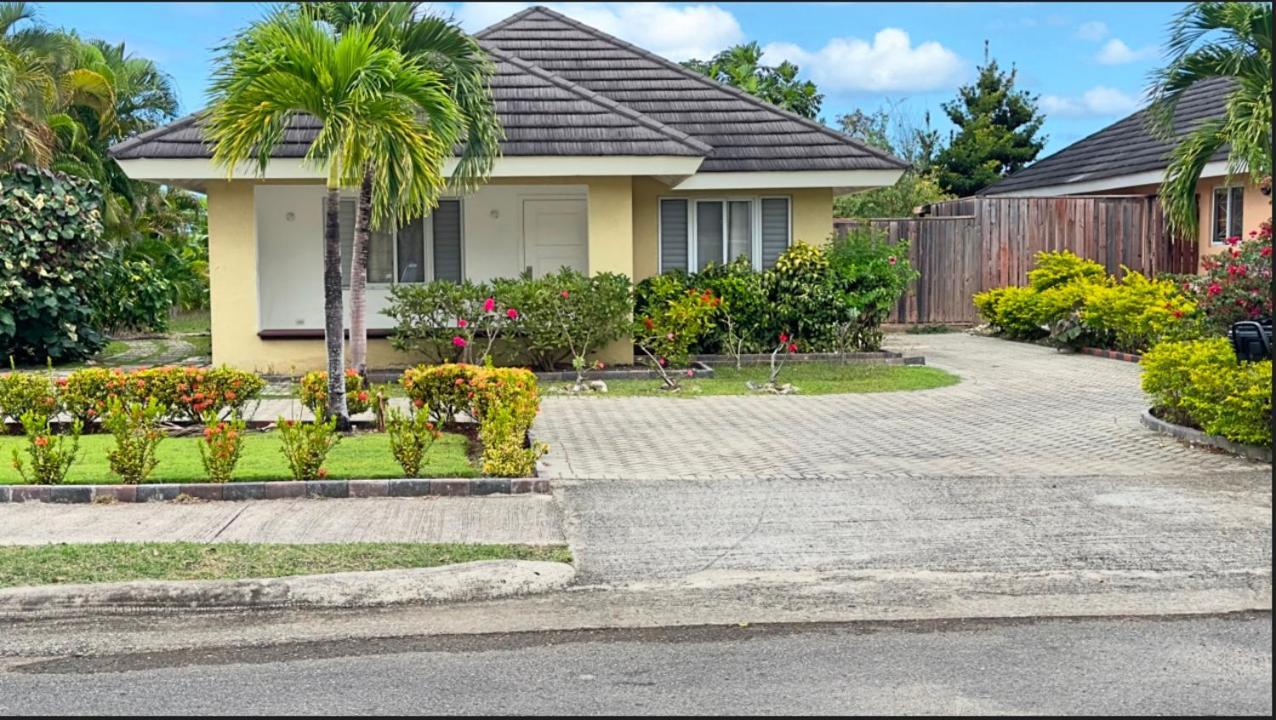 Aparthotel Jamnick Vacation Rentals - Richmond, St Ann, Jamaica *
