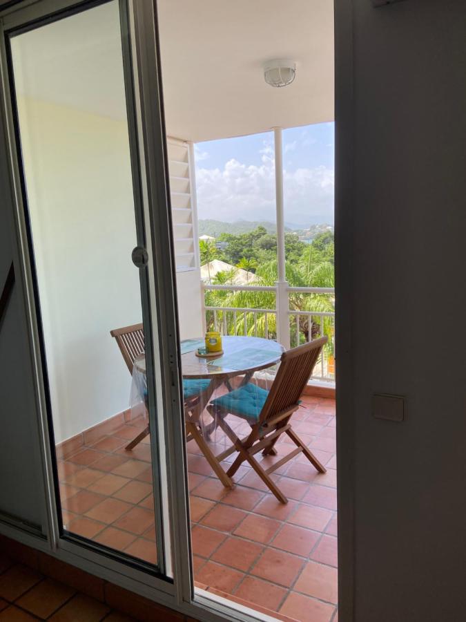 Apartment Paisible Avec Piscine, Pas Loin De La