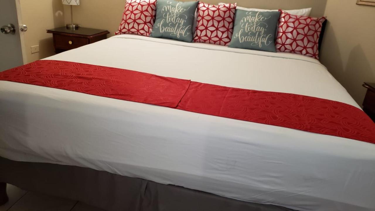 Rosi Ocean Hotel 3*