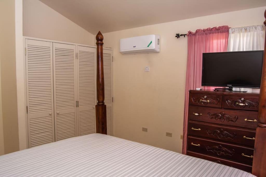 Tranquility Montego Westvillage * Montego Bay
