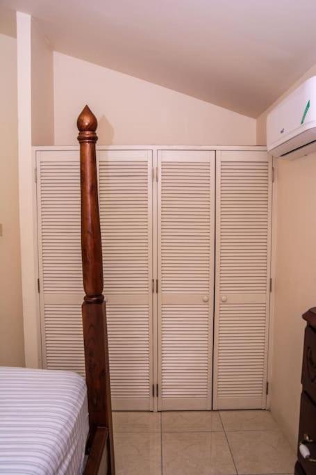 Tranquility Montego Westvillage Apartment *