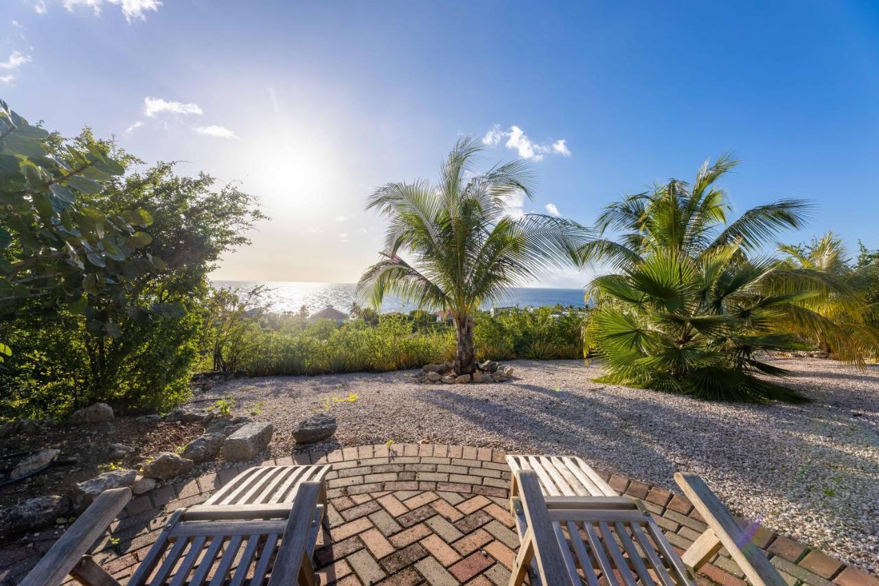 Coral Estate Holidays Villa Willibrordus