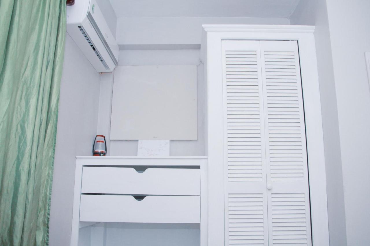 Buttercup Apartment Arnos Vale