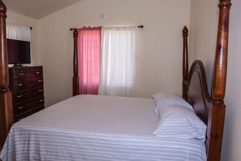 Tranquility Montego Westvillage Apartment *