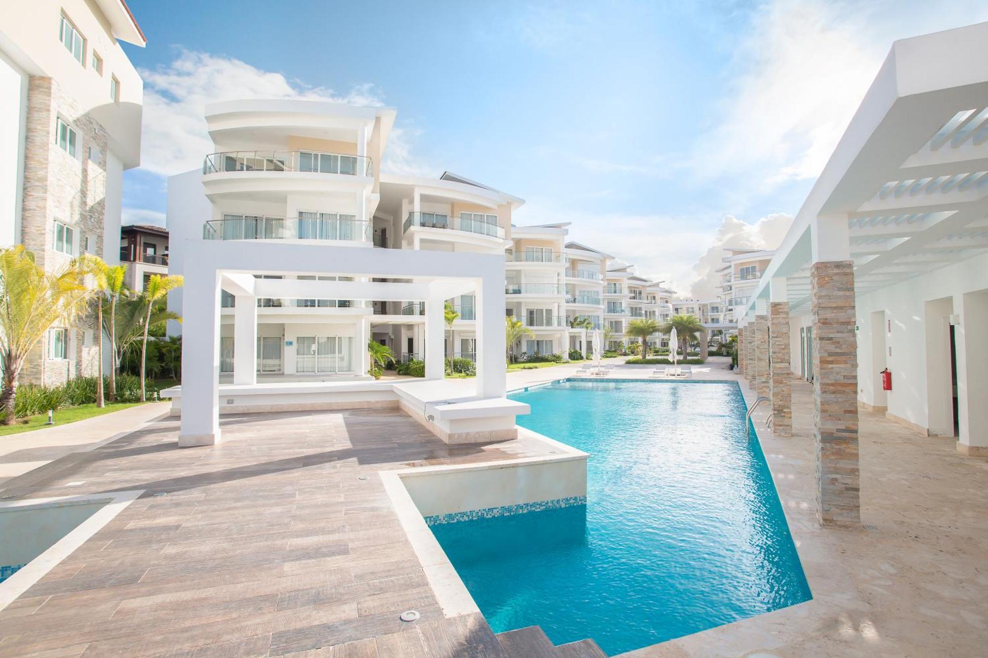 Destination Jelly / Playa Coral Apartment