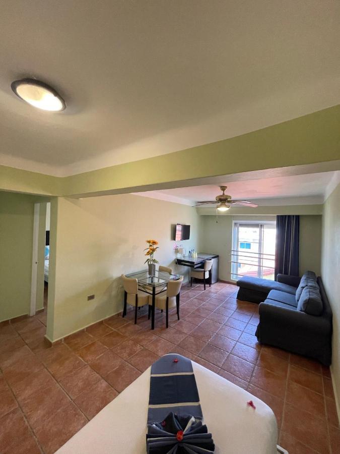 Iguana Bed & Breakfast 3*