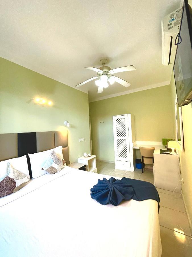 Iguana Bed & Breakfast Bayahibe