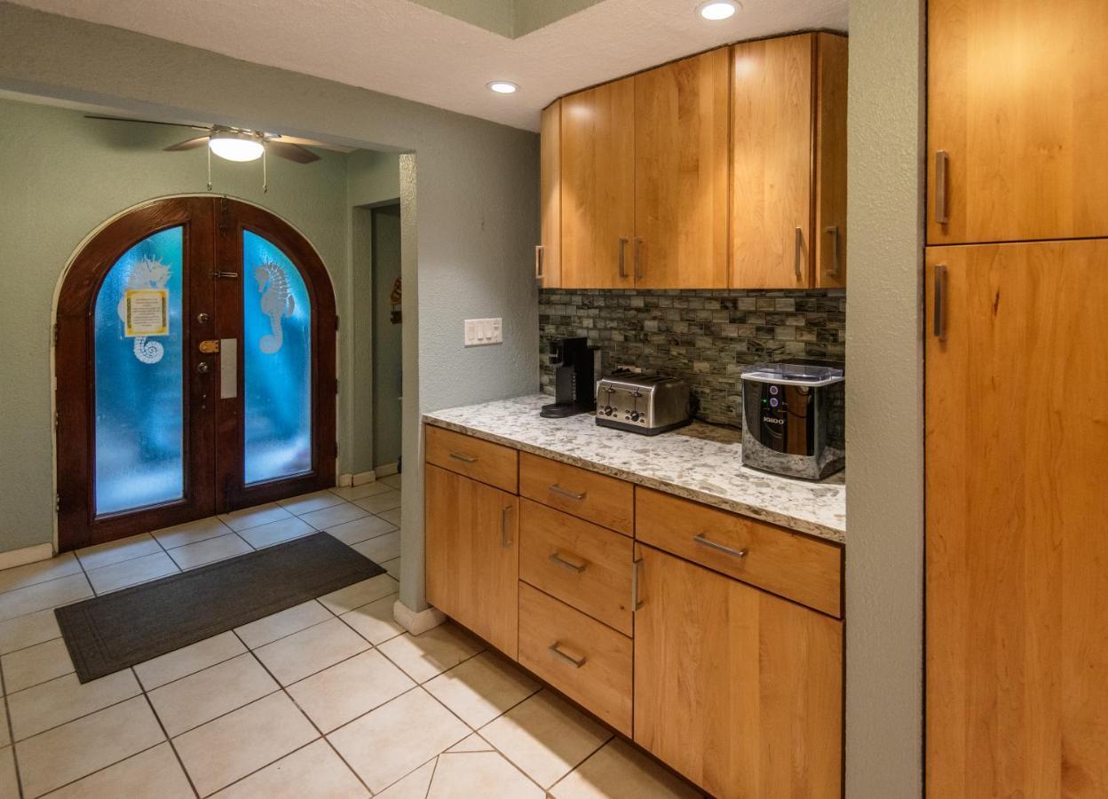 Caribbean Beachfront Condo, St Thomas Usvi Cowpet Beach West 3 Bedroom Nazareth