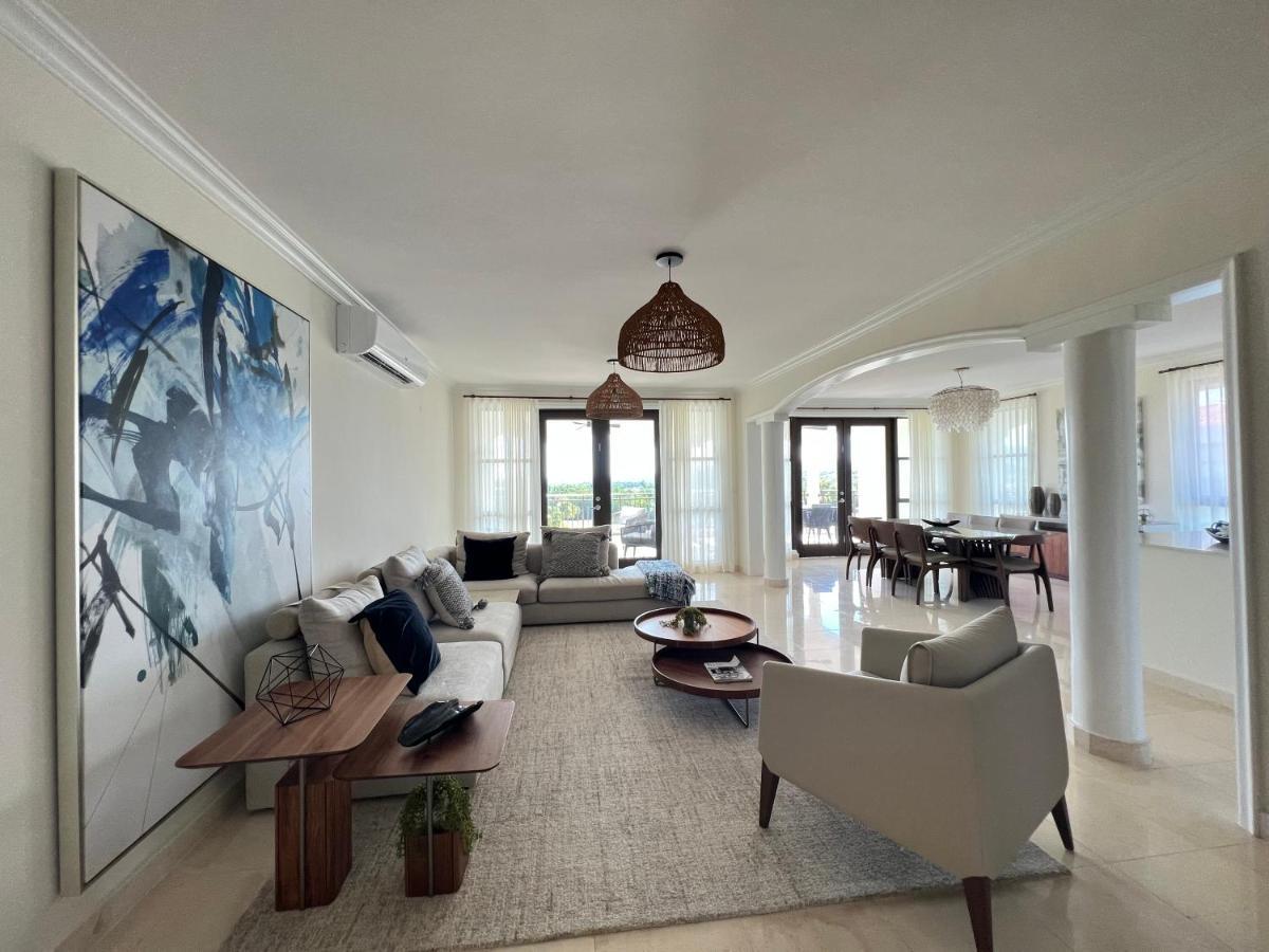 The Country Club Residences At Grand Reserve *