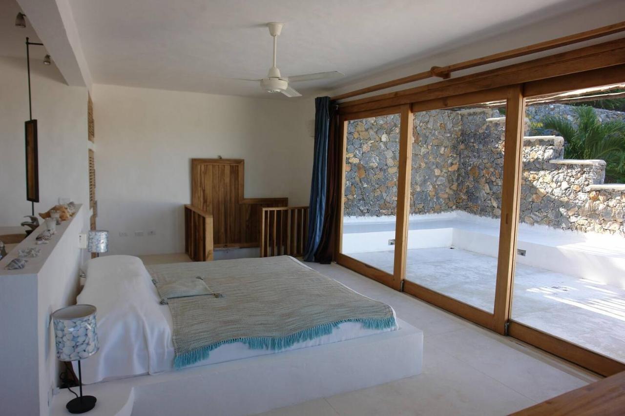Villa Propiedad De Alto Standing Con Vista Al Mar, Piscina, Tenis, Hasta 12 Personas Las Terrenas