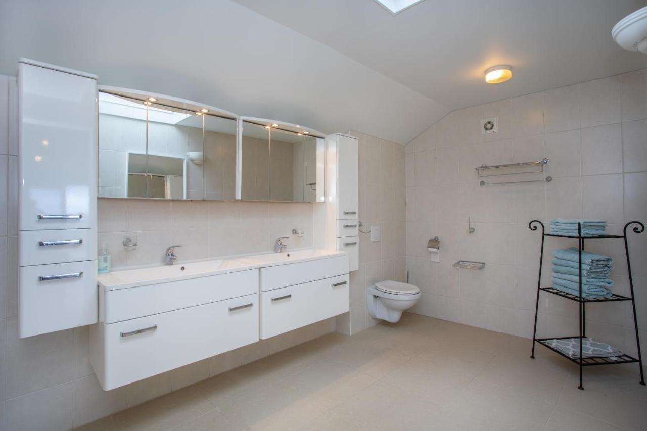 Blue Bay Beach Apartments *