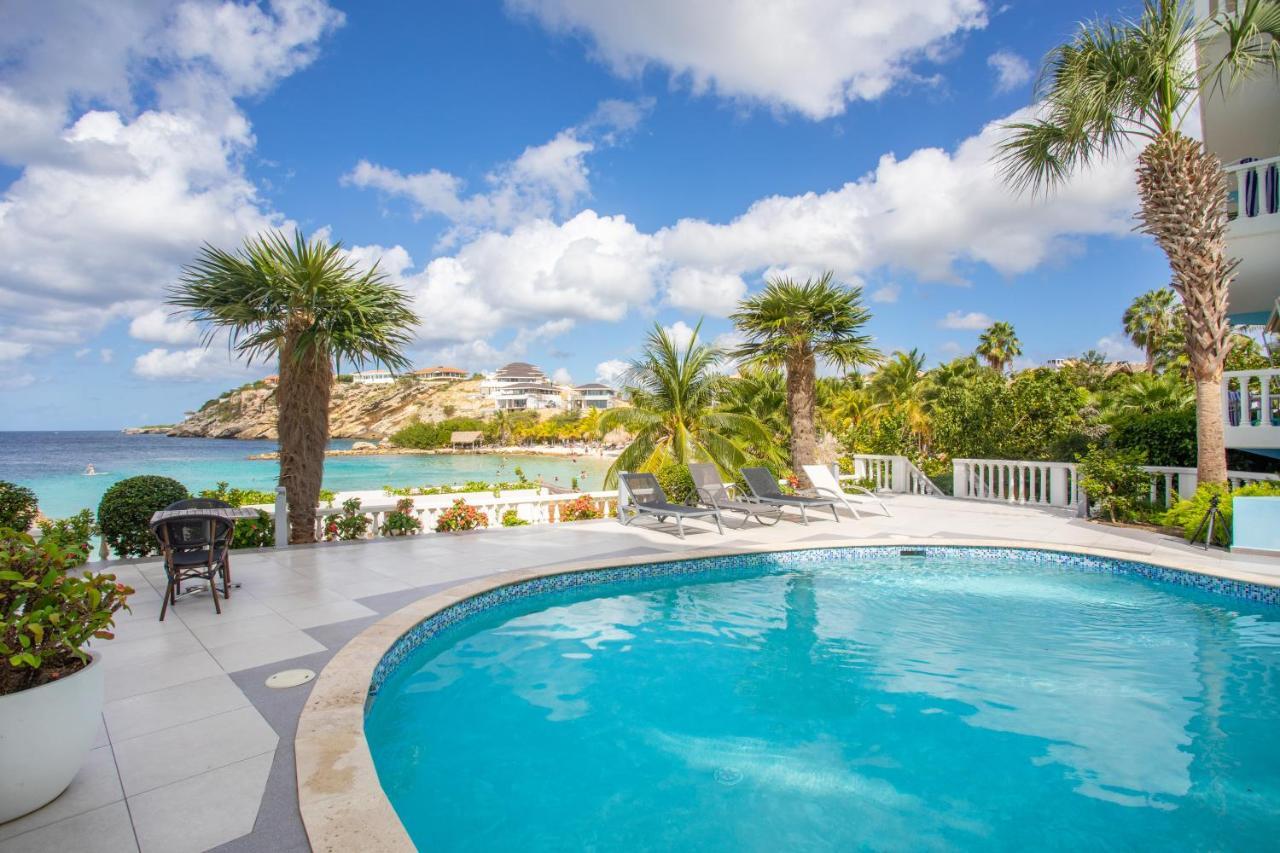 Blue Bay Beach Apartments *