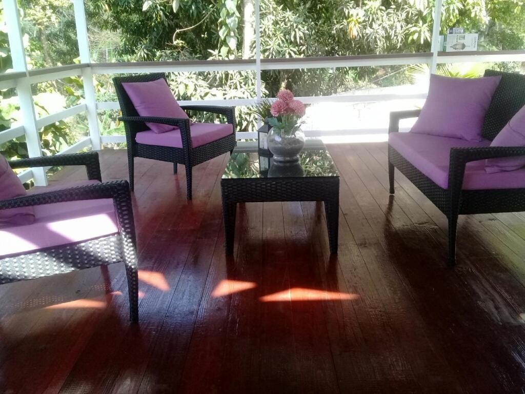 Royal Escape - 1 Guest house Anse La Raye