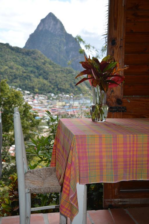Uptown 2* Soufriere