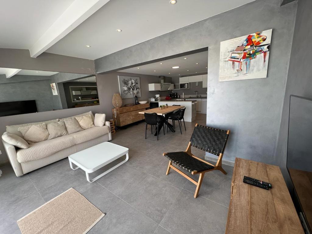 Elba Nettle Bay Club Apartment *