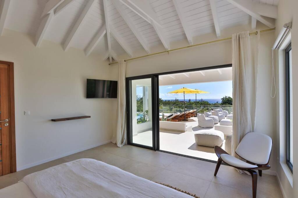 Villa Luxurious Solis Breathtaking 7-br Oceanview Retreat In Prestigious Gated Community