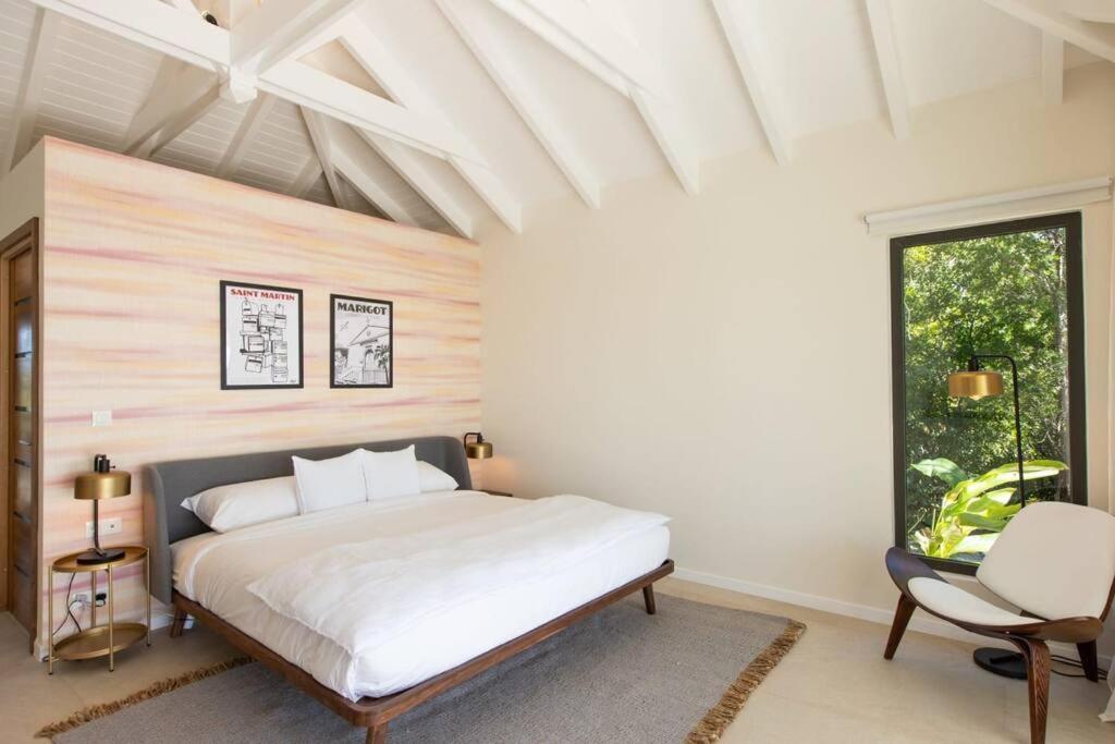 Luxurious Solis Breathtaking 7-br Oceanview Retreat In Prestigious Gated Community * Les Terres Basses