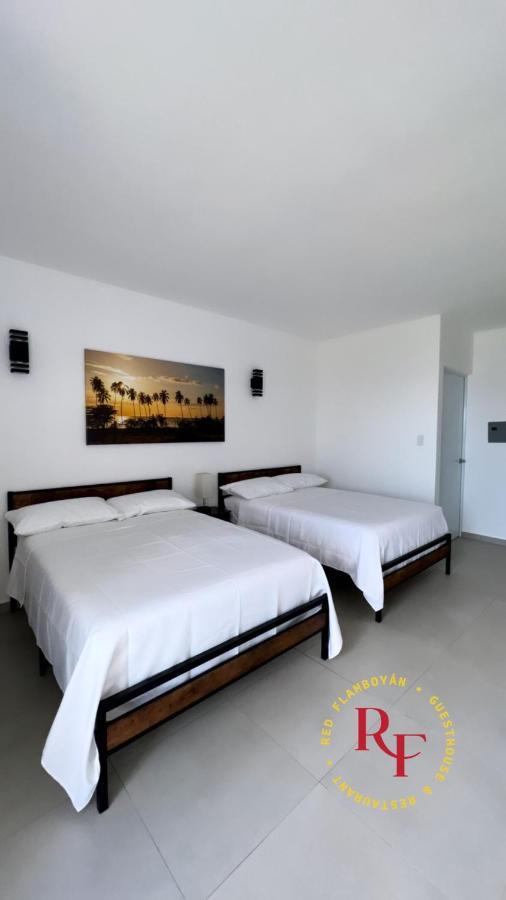 Red Flamboyan And Restaurant Guest house *