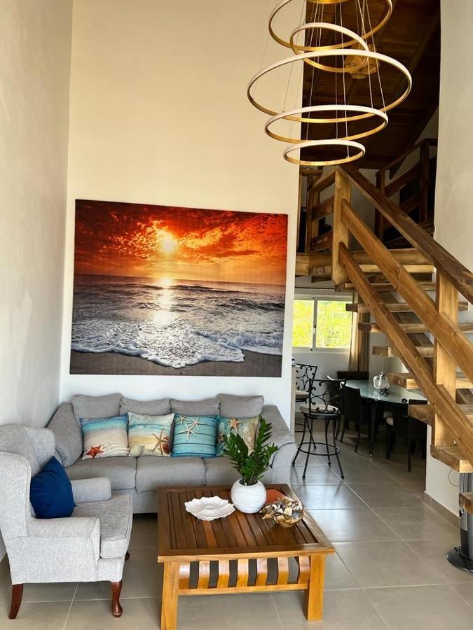 Armonia De Terrenas Gorgeous Penthouse