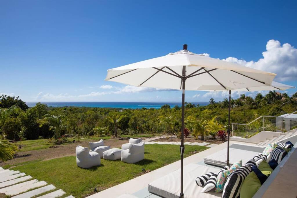 Luxurious Solis Breathtaking 7-br Oceanview Retreat In Prestigious Gated Community Villa *