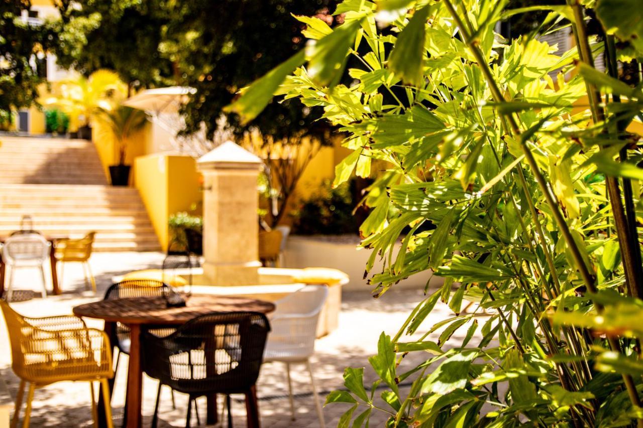 Bayside Boutique - Blue Bay Golf & Hotel