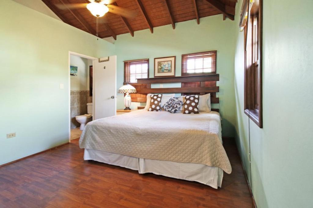 Angostura Villa *