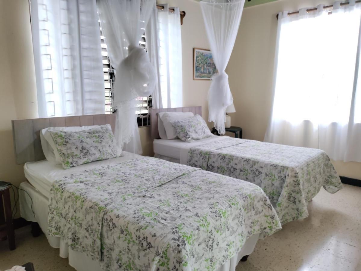 Silver Sands Sea Lili Villa *