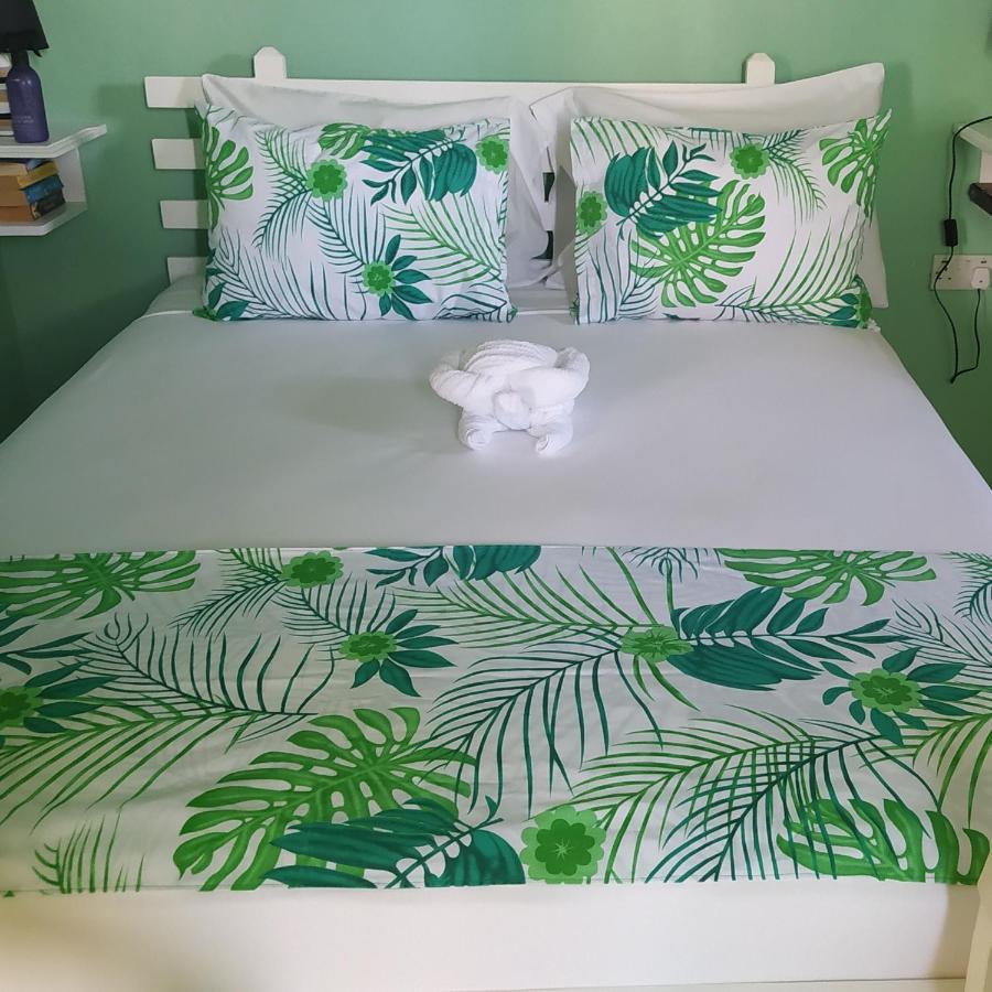 Isla Vista Canouan Apartment *