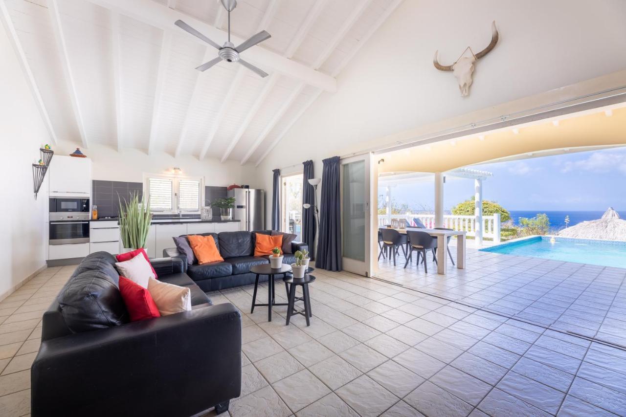 Villa Coral Estate Holidays *