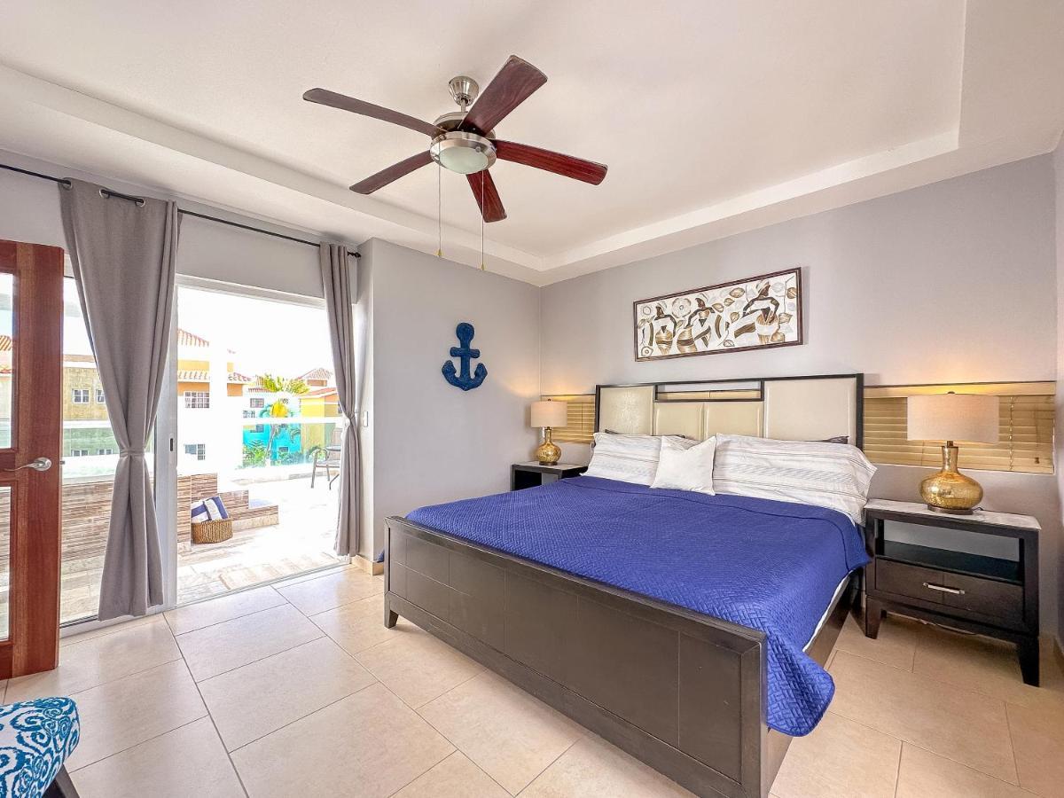 Apartment Incredible 3 Bedroom Penthouse W Bbq & Jacuzzi *