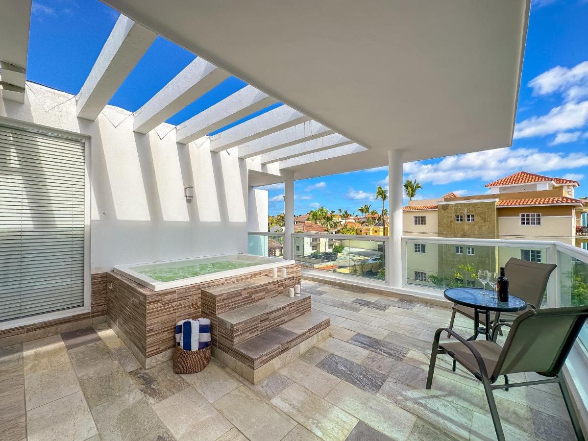 Apartment Incredible 3 Bedroom Penthouse W Bbq & Jacuzzi *