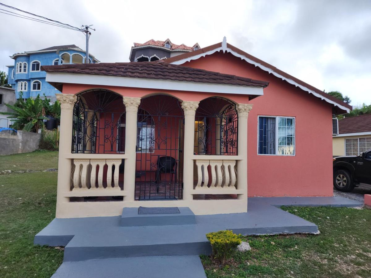 Relax And Unwind At Scenic Plateau * Montego Bay