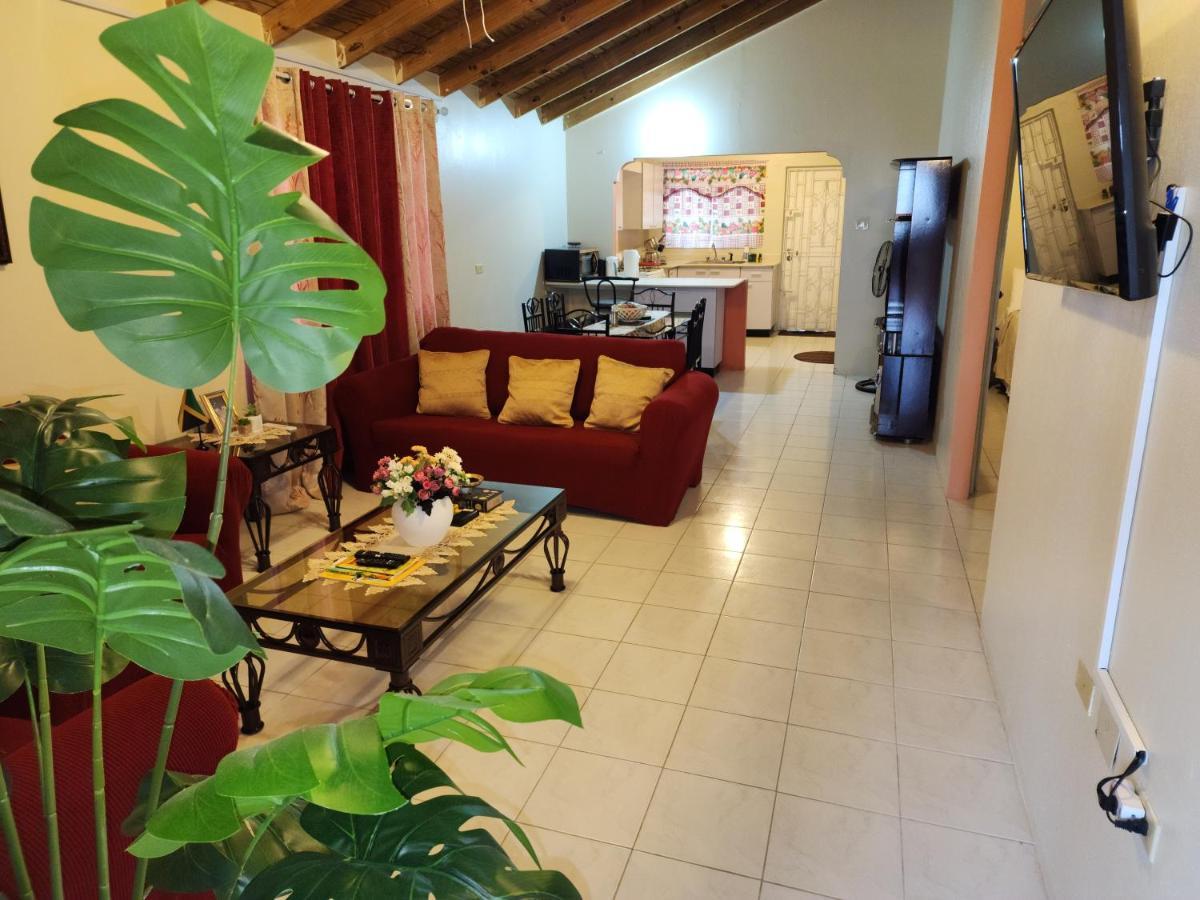 Relax And Unwind At Scenic Plateau Apartment