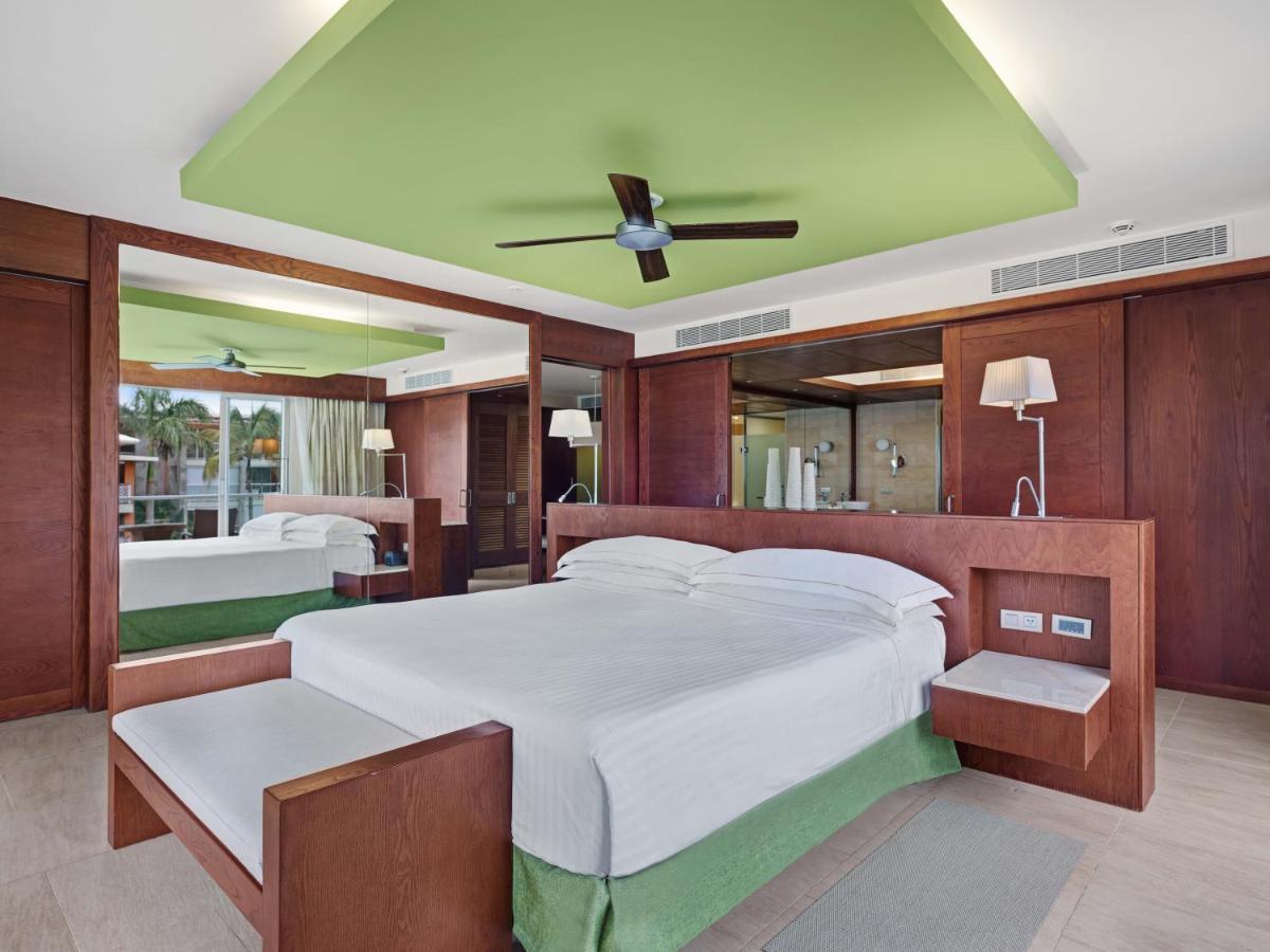 Resort Barcelo Palace (adults Only) Bavaro