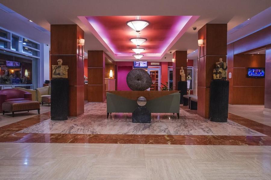 Courtyard By Marriott Miramar Hotel