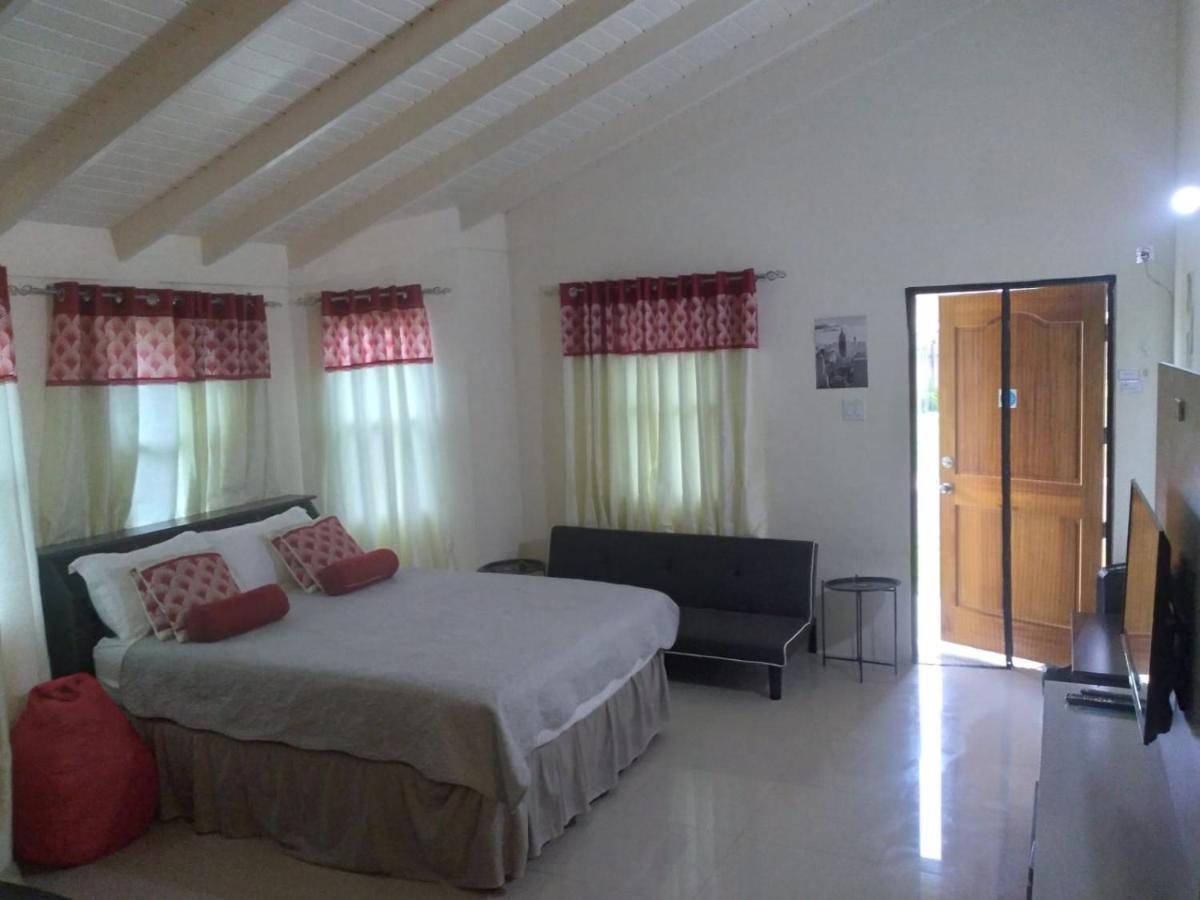 J Ochi Apartment