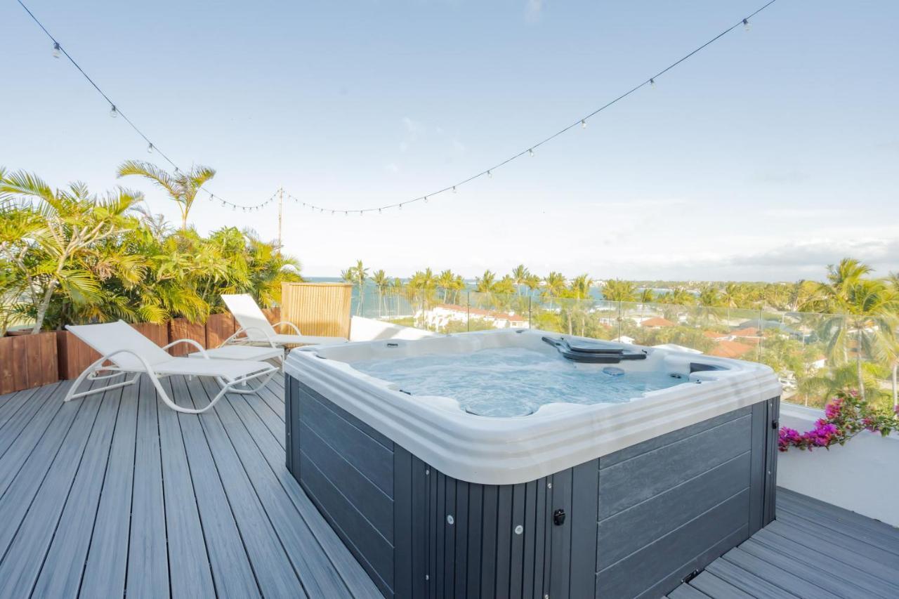 Ultravioleta Boutique Residences Aparthotel 5*