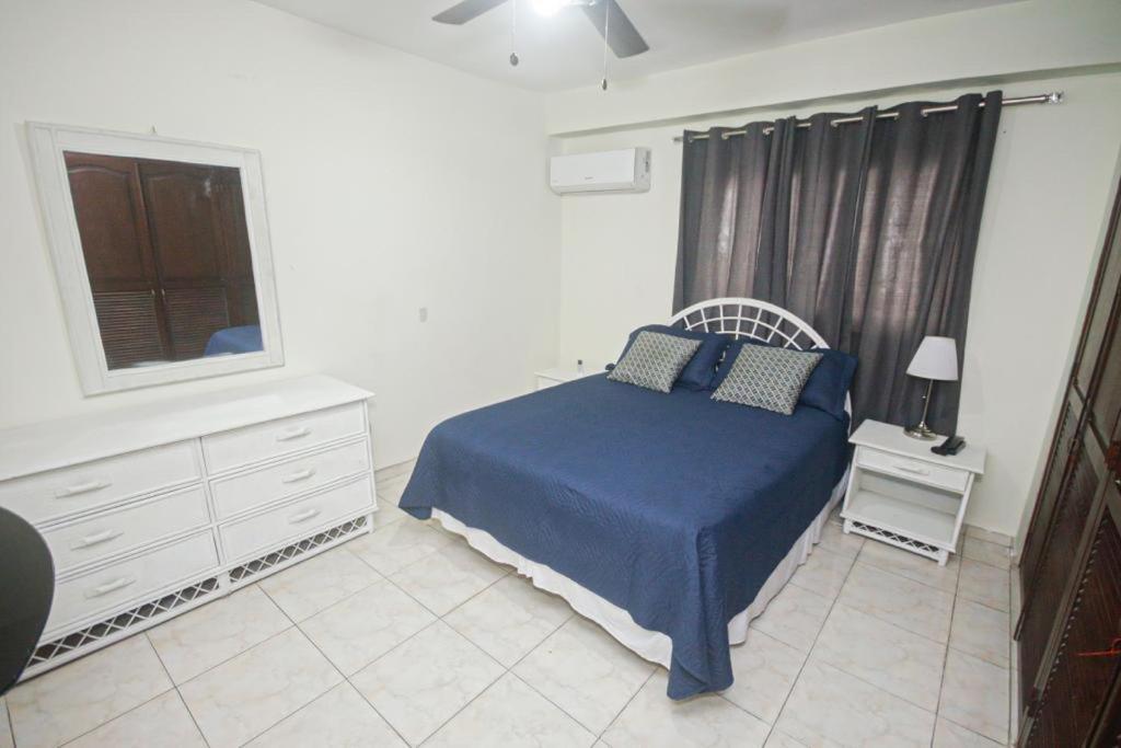 Torre Katherine Marie Ii Santo Domingo