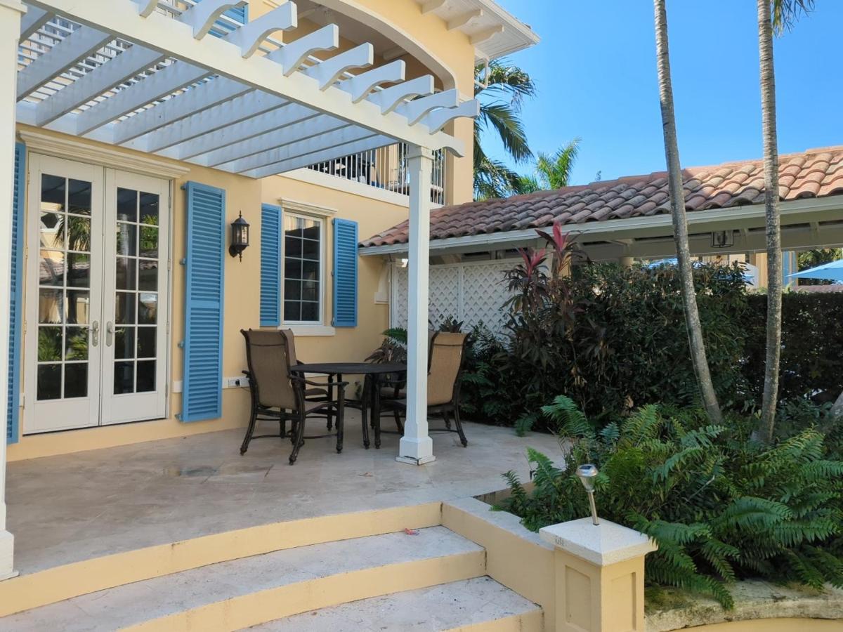 Hotel The Renaissance Providenciales