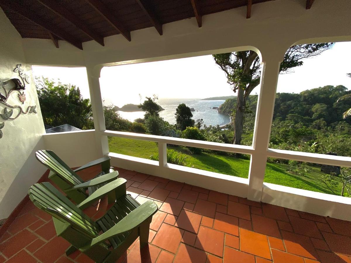 Sea Cliff Eco-cottages & Gin Distillery Holiday home Calibishie