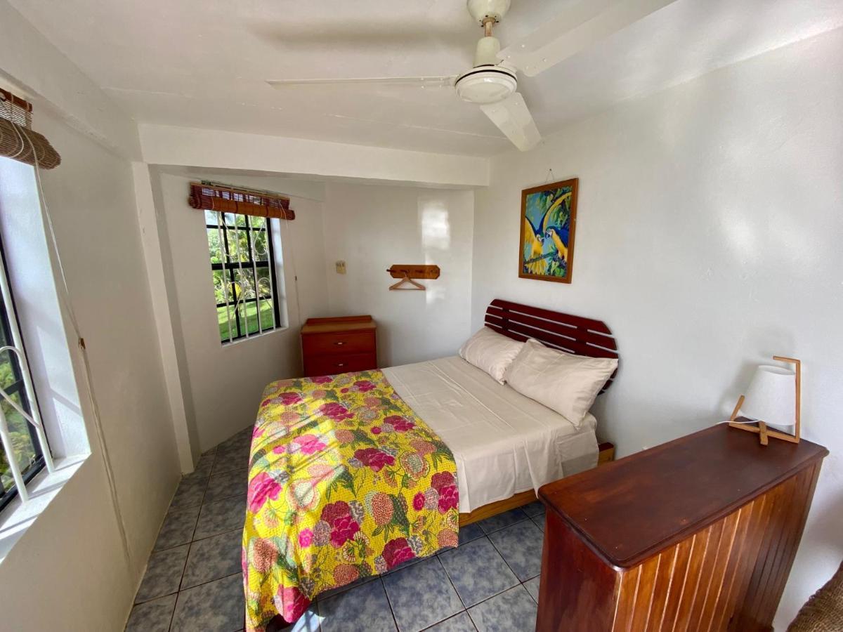 Holiday home Sea Cliff Eco-cottages & Gin Distillery