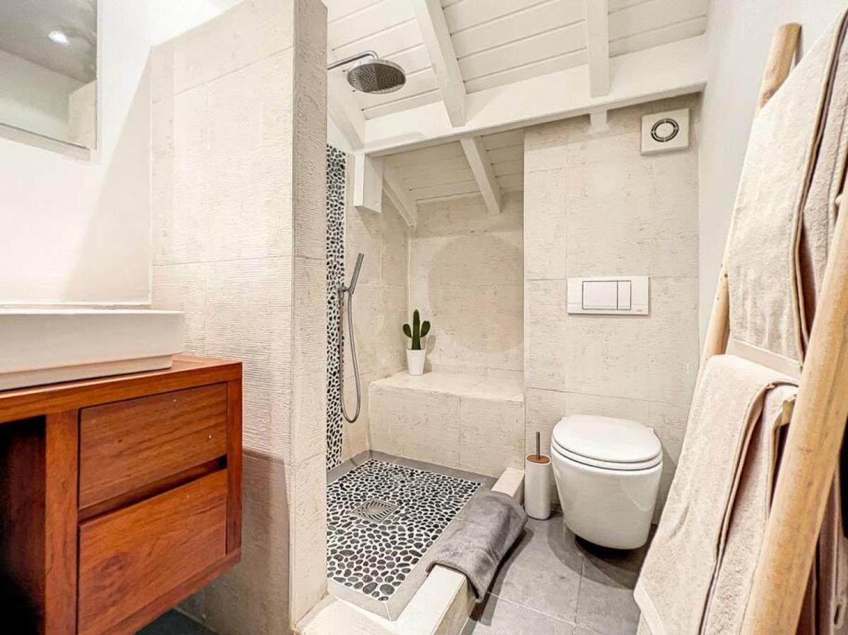 Villa Bleu Horizon With Private Pool Overlooking Orient Bay