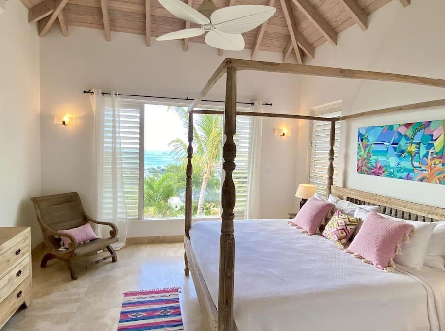 Villa Lookout
