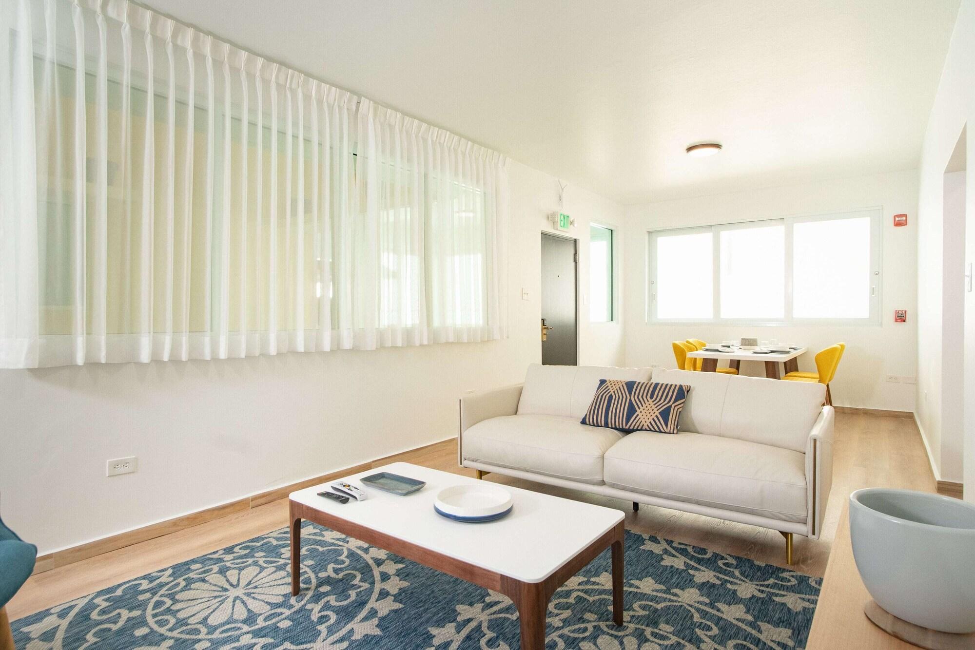 Hotel Casa Condado & Residences