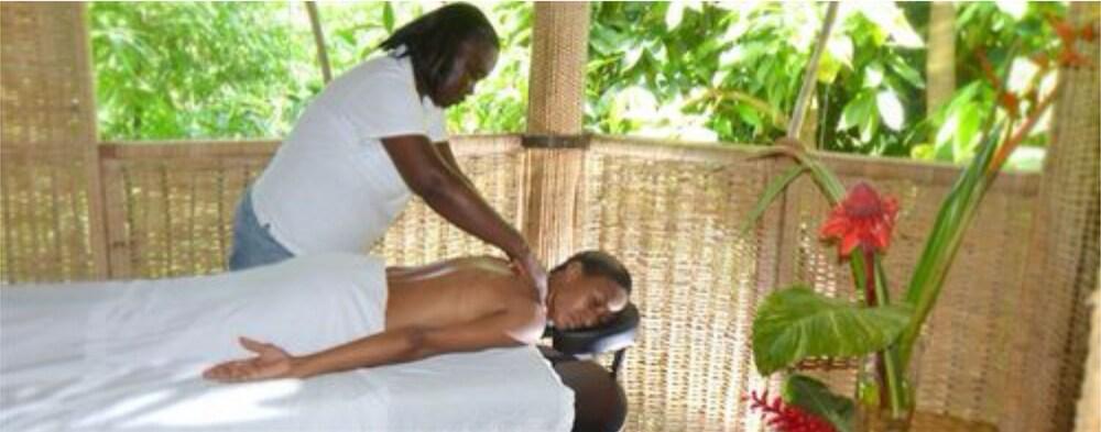 Bay View Eco & Hotel Port Antonio