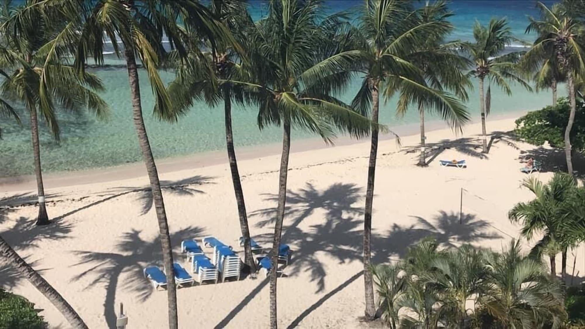 Coconut Court Beach 3*